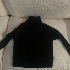 Aritzia Wilfred sweater